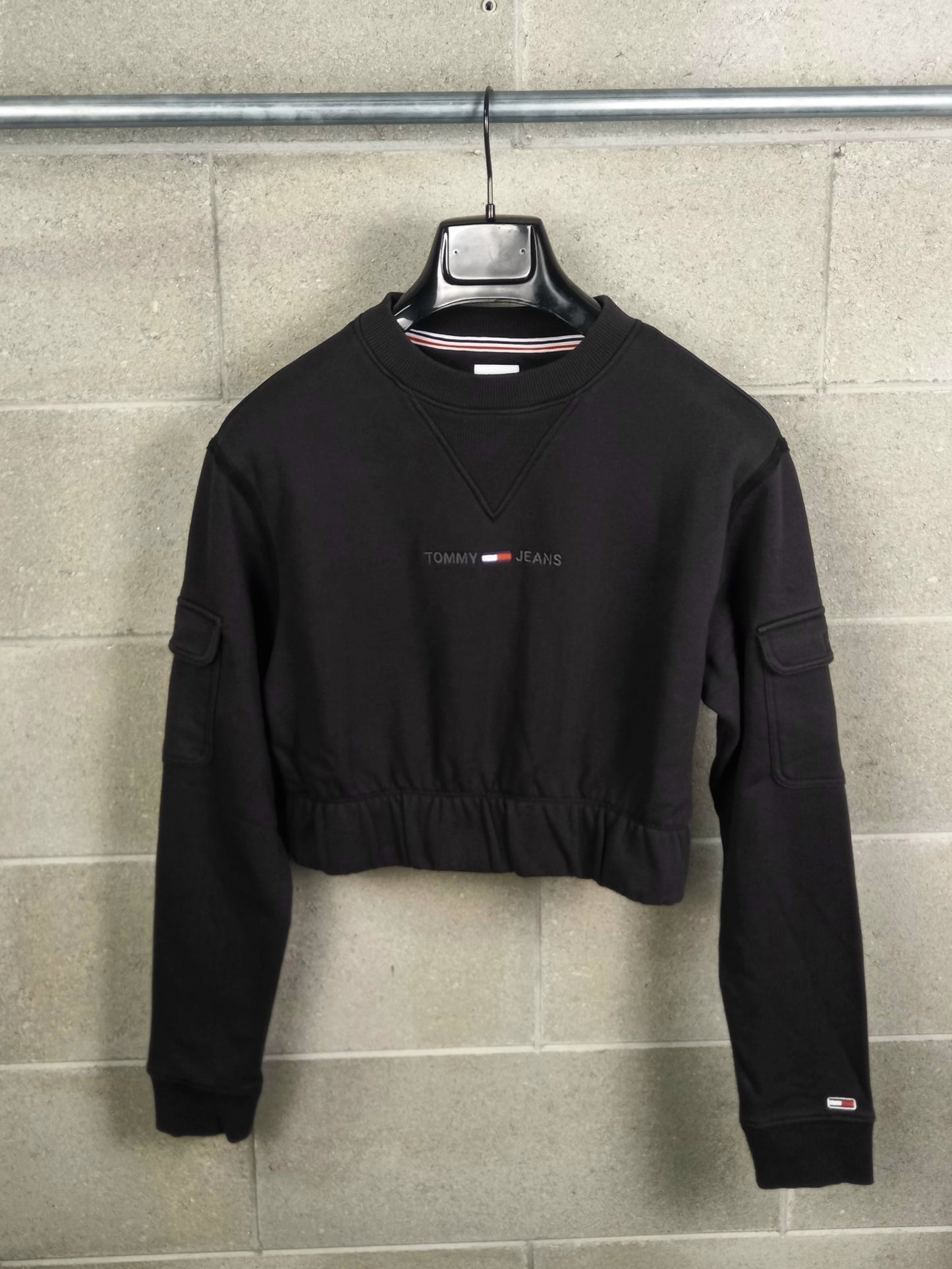 Tommy Hilfiger® Felpa Crop Nera