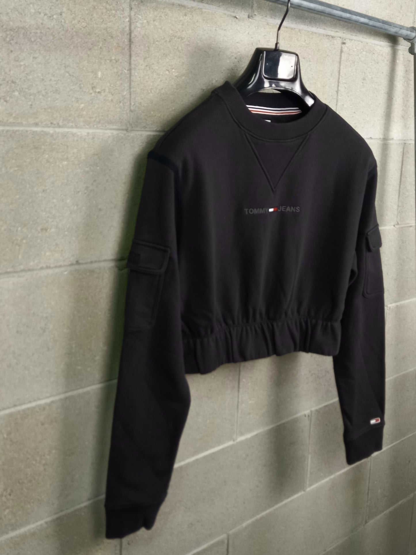 Tommy Hilfiger® Felpa Crop Nera