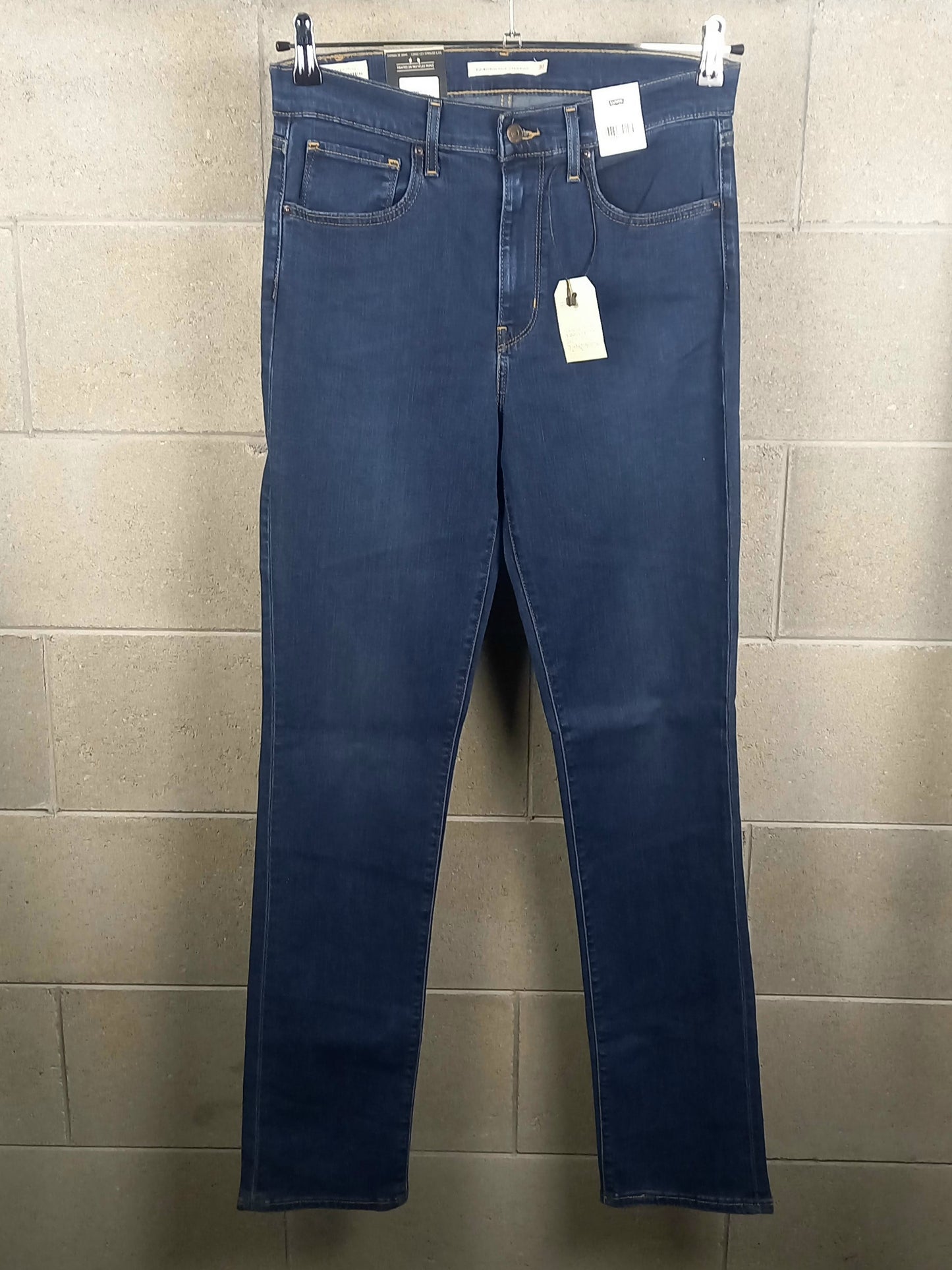 Levi's® 724 High Rise Straight 18883-0105