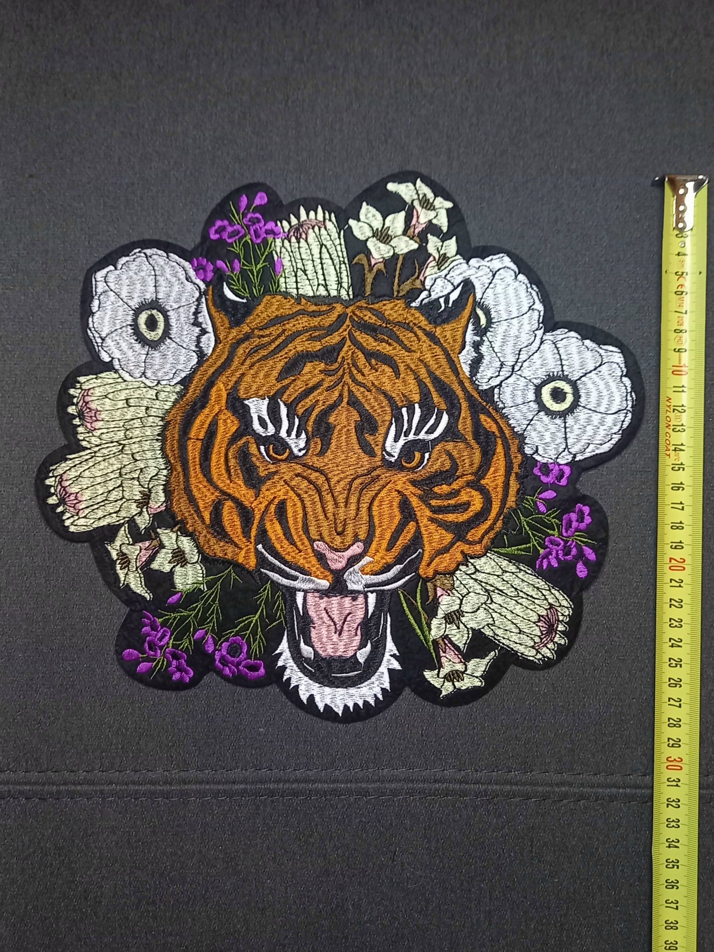 Toppa Patch Ricamata Tiger flowers