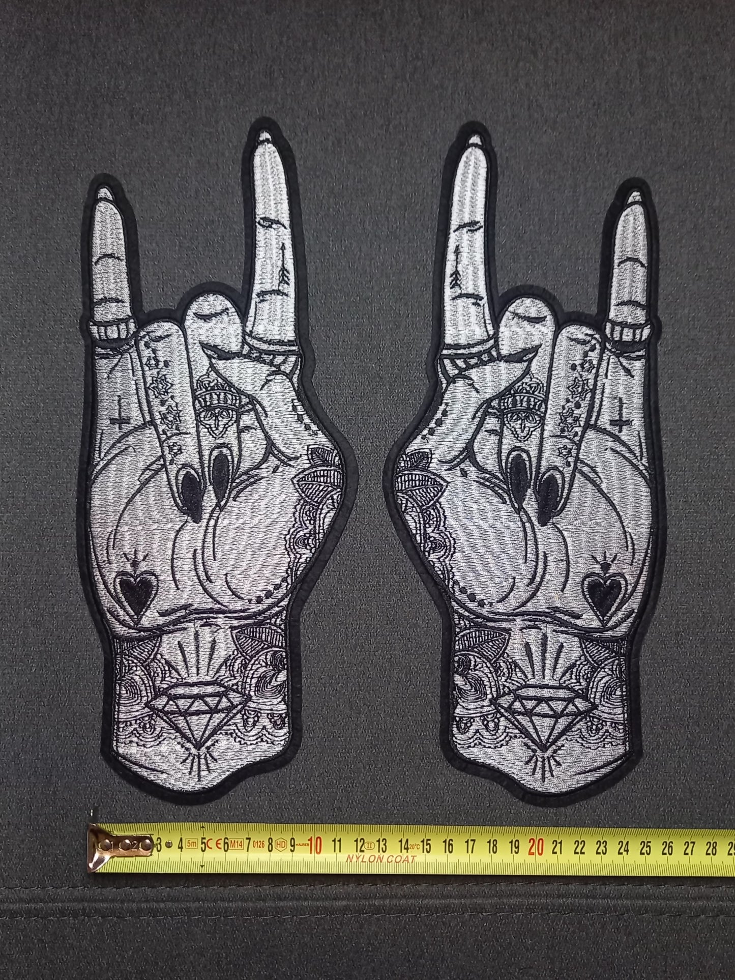 Coppia di Toppe Patches Ricamate Horns