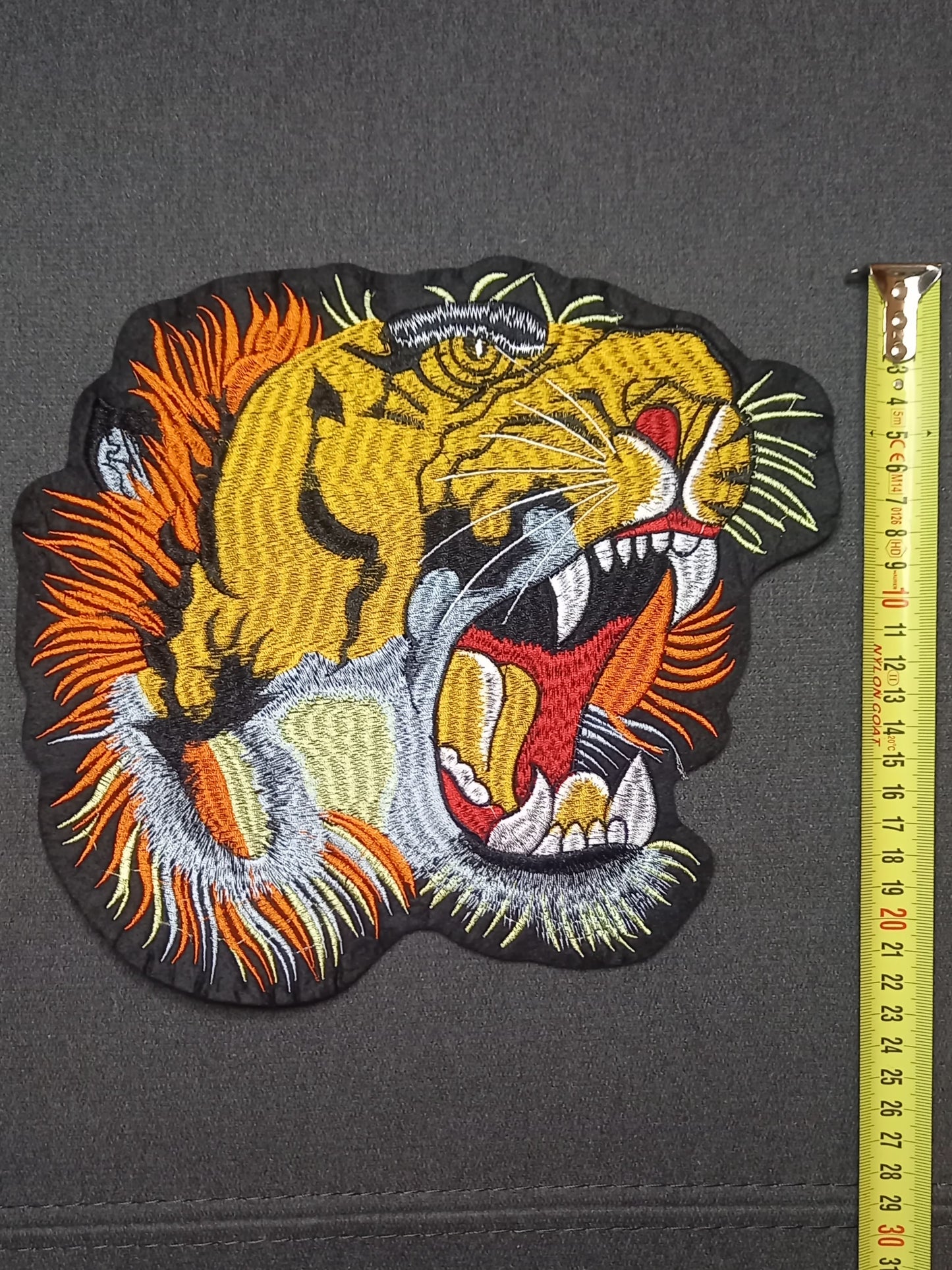 Toppa Patch Ricamata Tiger side