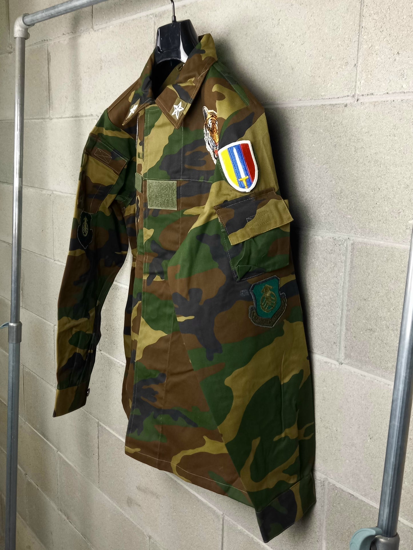 Original Army Jacket Customized Camouflage Tiger 8 Ball