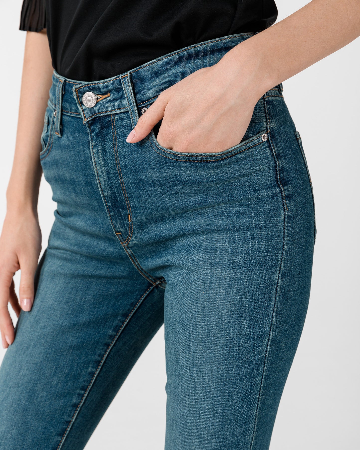 Levi's® 721 High Rise Skinny Jeans 18882-0421